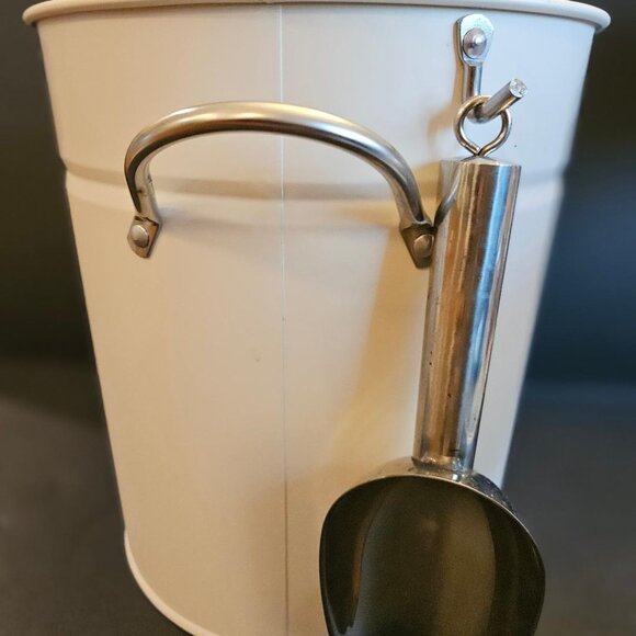White metal double handle ice bucket w metal ice scoop, 3QT - Picture 3 of 7